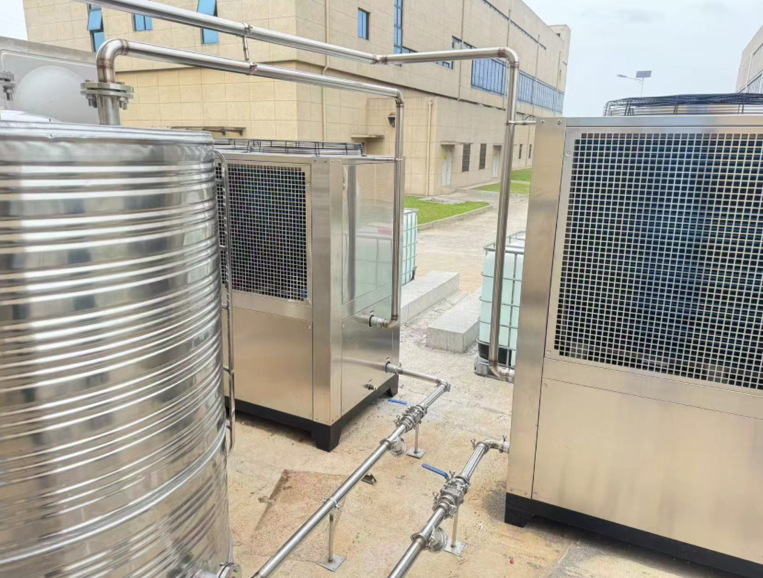 304不銹鋼冷水機(jī)應(yīng)用于某知名藥企案例